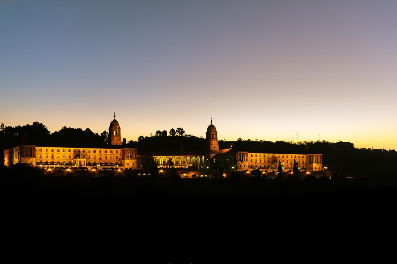 Premier Hotel Pretoria Exterior photo